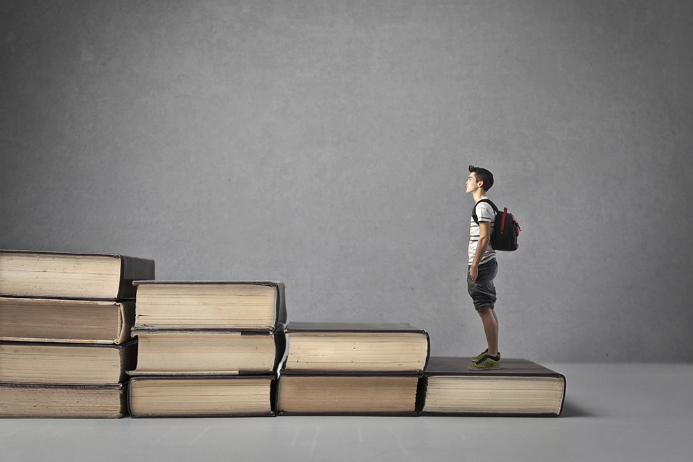 Studia a własny biznes. Co wybrać? Czy warto studiować?